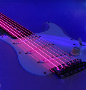 DR Neon Strings Pink